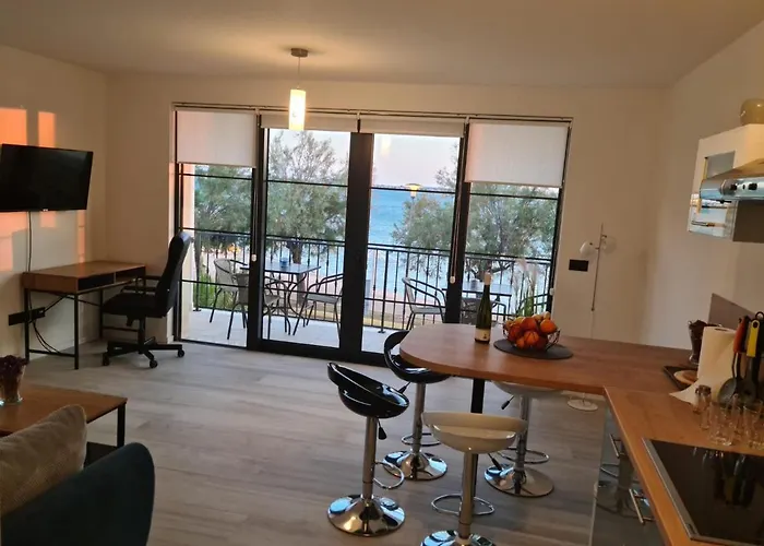 Appartments Akrapovic Διαμέρισμα