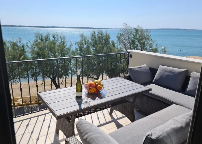 Appartments Akrapovic * Vrsi