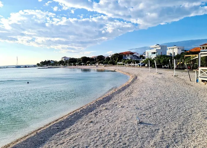 Appartments Akrapovic Vrsi