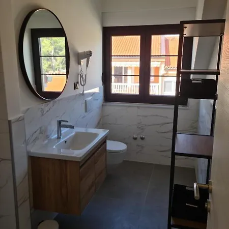 Daire Appartments Akrapovic Vrsi