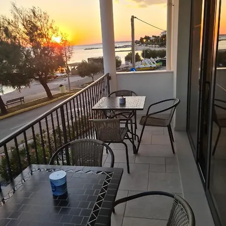 Appartments Akrapovic Daire Vrsi