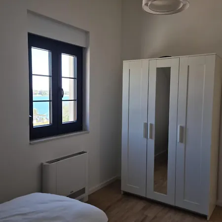 Appartments Akrapovic Daire Vrsi