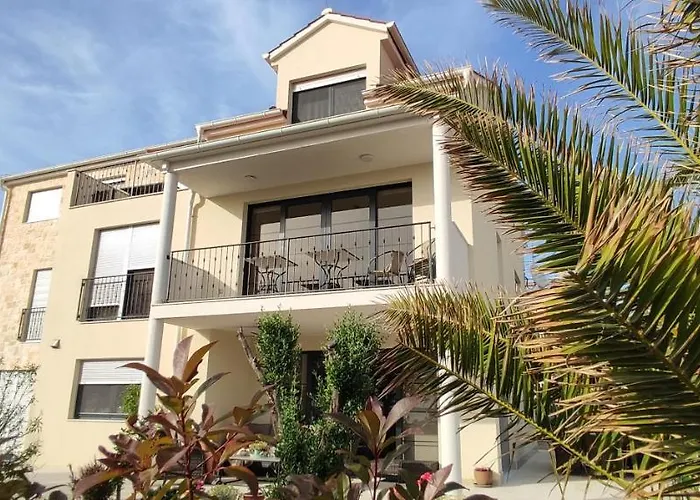 Apartament Appartments Akrapovic