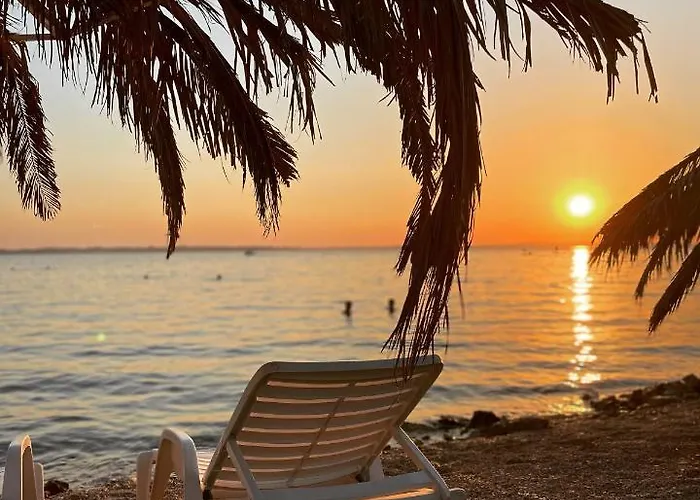 アパート Appartments Akrapovic *