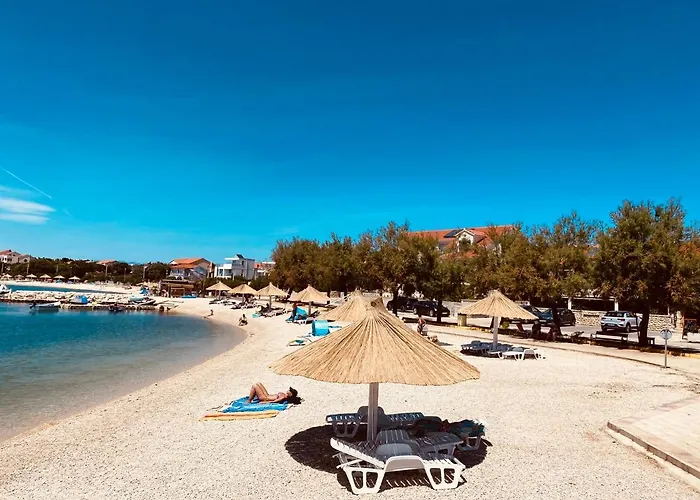 Appartments Akrapovic *